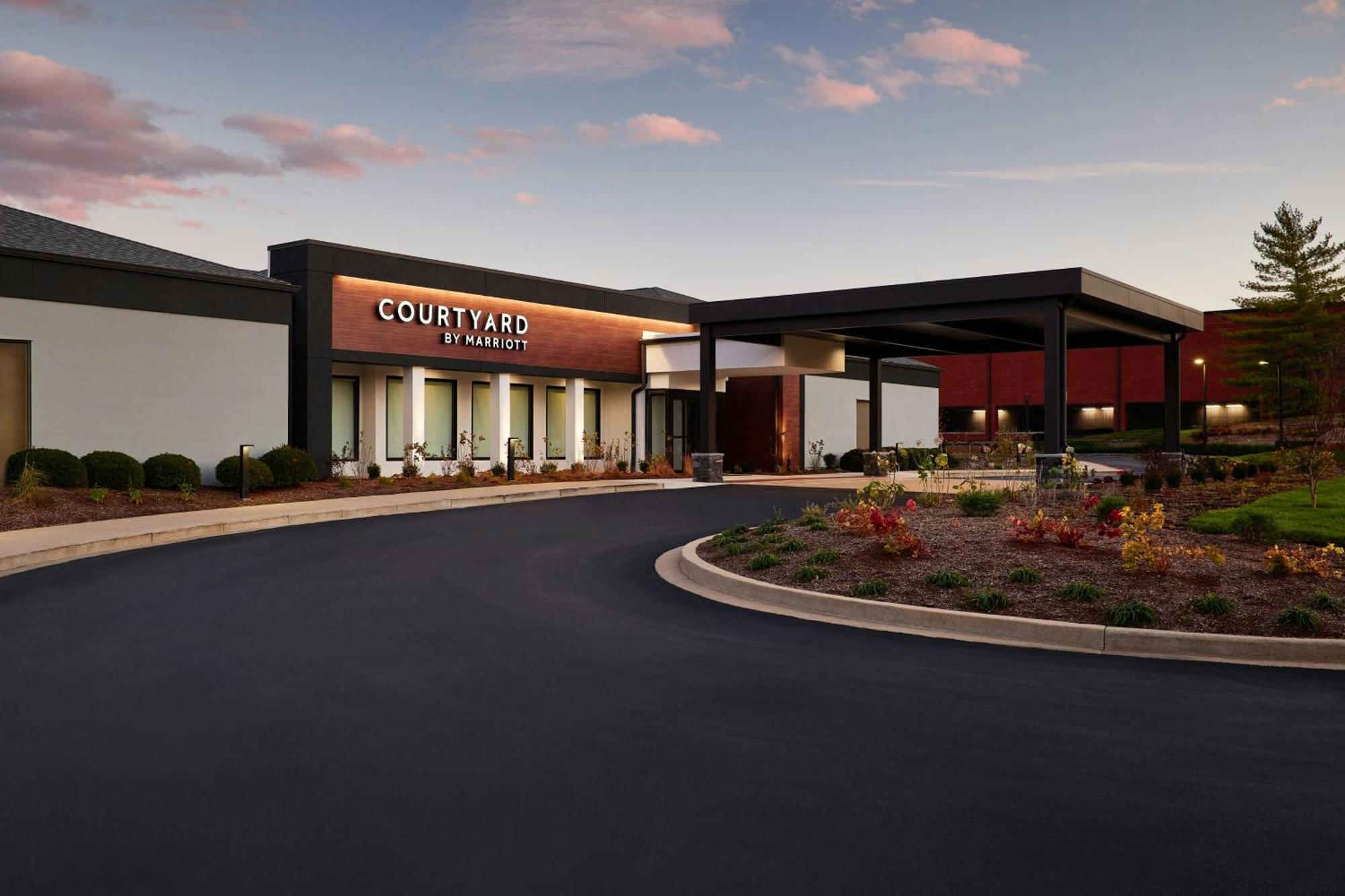Courtyard St. Louis Creve Coeur Exterior foto